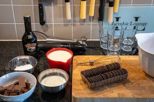 Baileys Cookies and Cream Parfait milk chocolate heavy cream