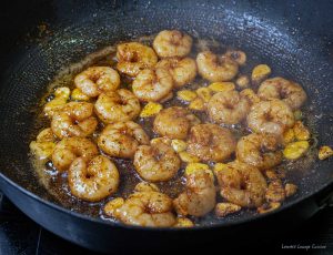 Curry-Mango prawn papadum's bites chutney crunchy curry madras easy